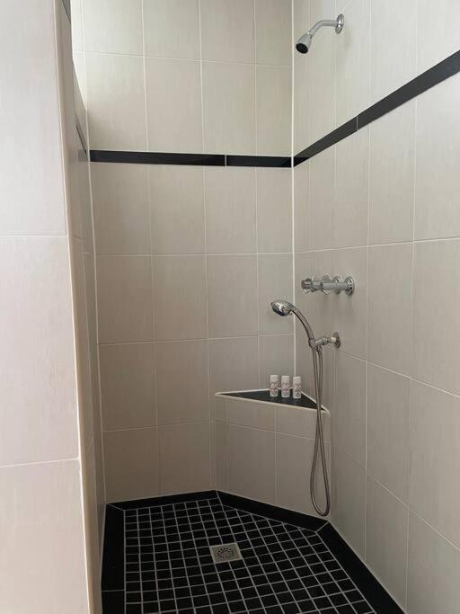 Spring Garden Mobay Resort Luxurious Apartments Монтего Бей Екстериор снимка