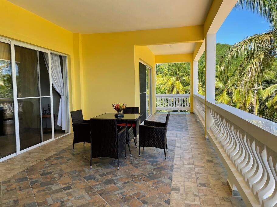 Spring Garden Mobay Resort Luxurious Apartments Монтего Бей Екстериор снимка