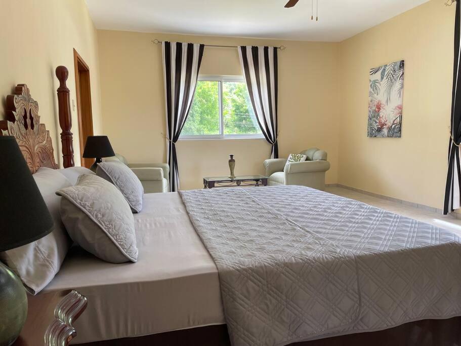 Spring Garden Mobay Resort Luxurious Apartments Монтего Бей Екстериор снимка