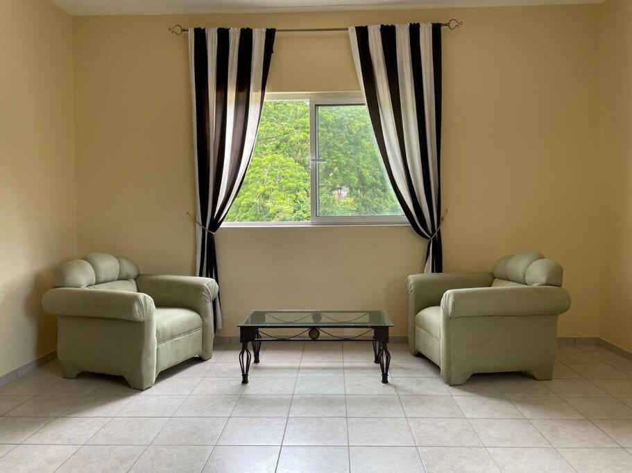 Spring Garden Mobay Resort Luxurious Apartments Монтего Бей Екстериор снимка
